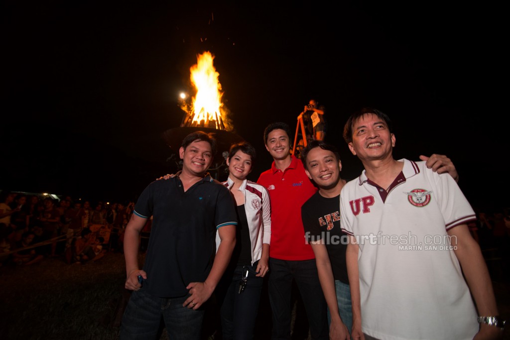 UP-fighting-maroons-bonfire-2014-uaap-season-77 (3)
