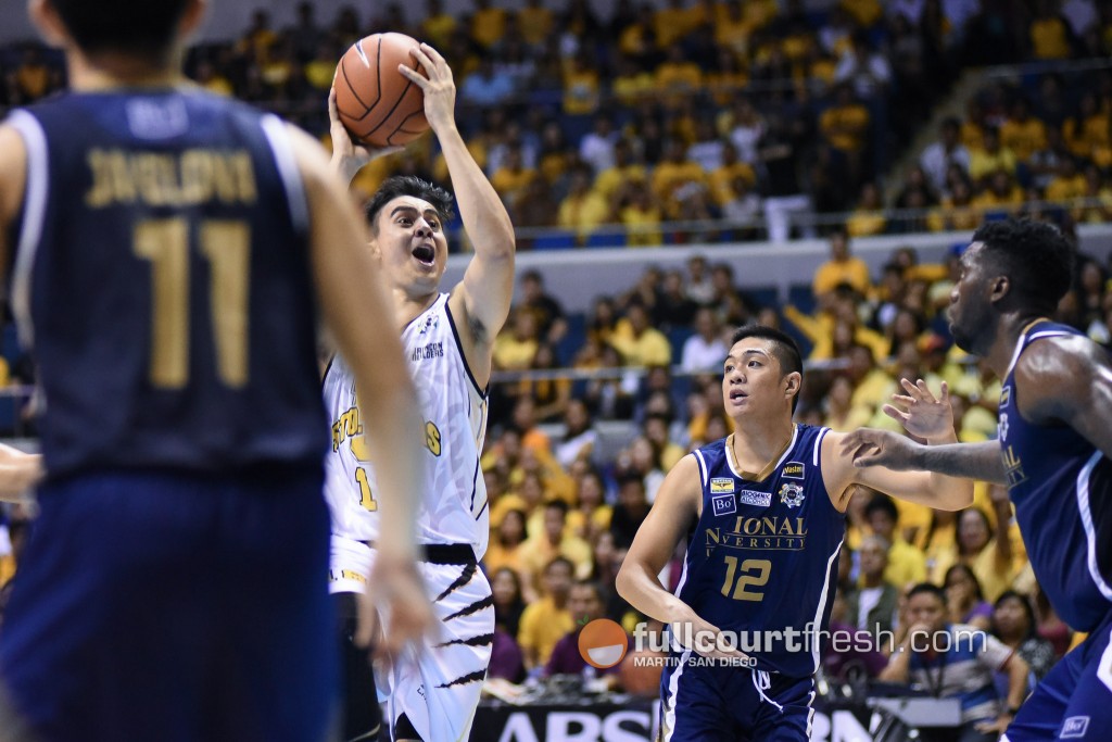 uaap-78-semis-ust-tigers-def-nu-bulldogs-27