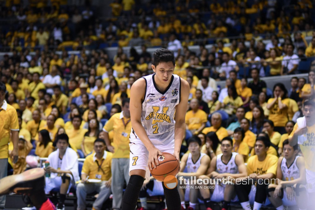 uaap-78-semis-ust-tigers-def-nu-bulldogs-51