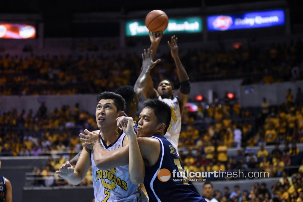uaap-78-semis-ust-tigers-def-nu-bulldogs-63