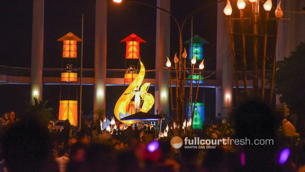 UP Lantern Parade 2015 - Martin San Diego-13
