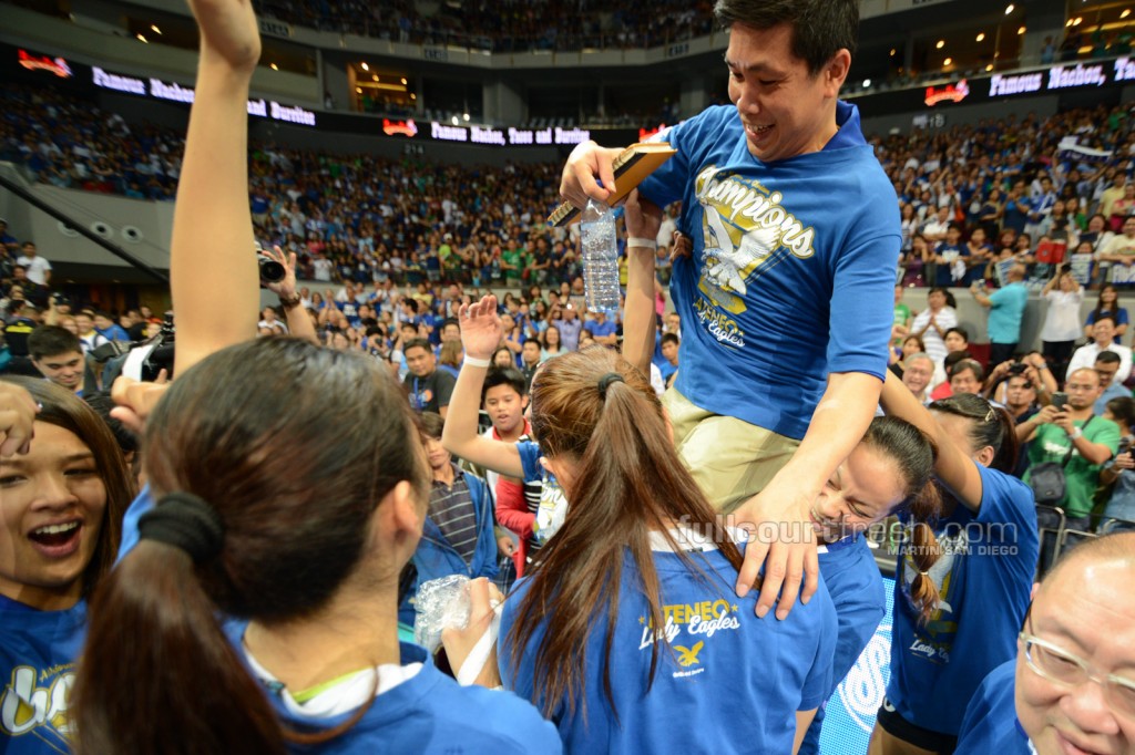 ateneo-defeats-lasalle-finals-game4-volleyball (68)