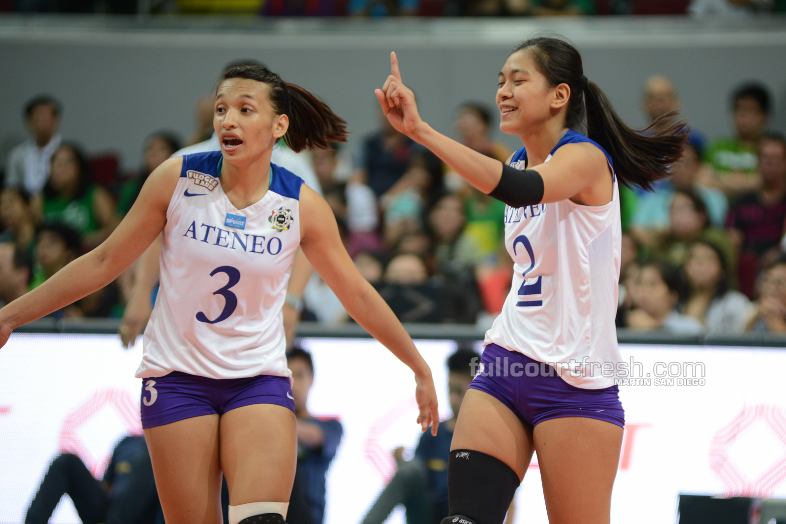 ateneo-lasalle-womensvolelyball-finals-game3 (42)